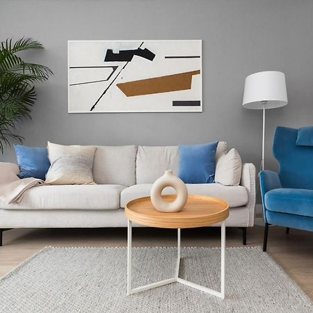 Apartament Bielany 3 Min From Metro With 5-Meals Per Day Diet Catering, Air Conditioning And Free Parking Warschau Buitenkant foto