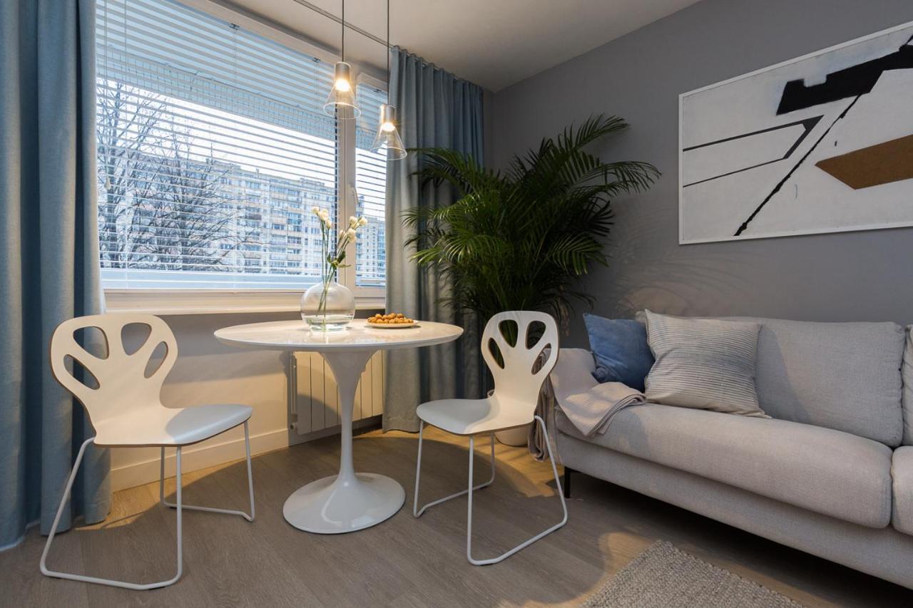 Apartament Bielany 3 Min From Metro With 5-Meals Per Day Diet Catering, Air Conditioning And Free Parking Warschau Buitenkant foto
